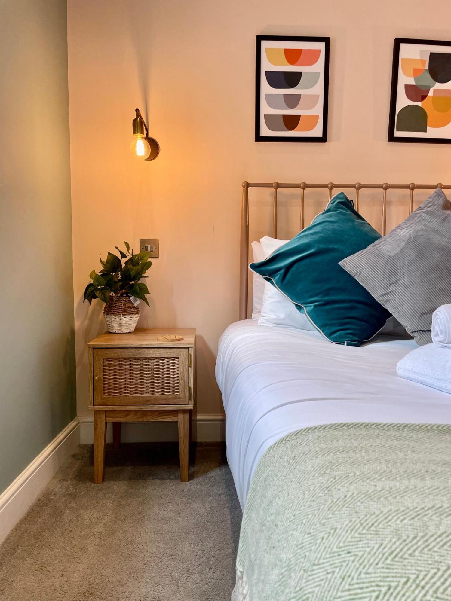 Pillow Menu! 1 Bed Garden Flat Finsbury Park Londres Exterior foto