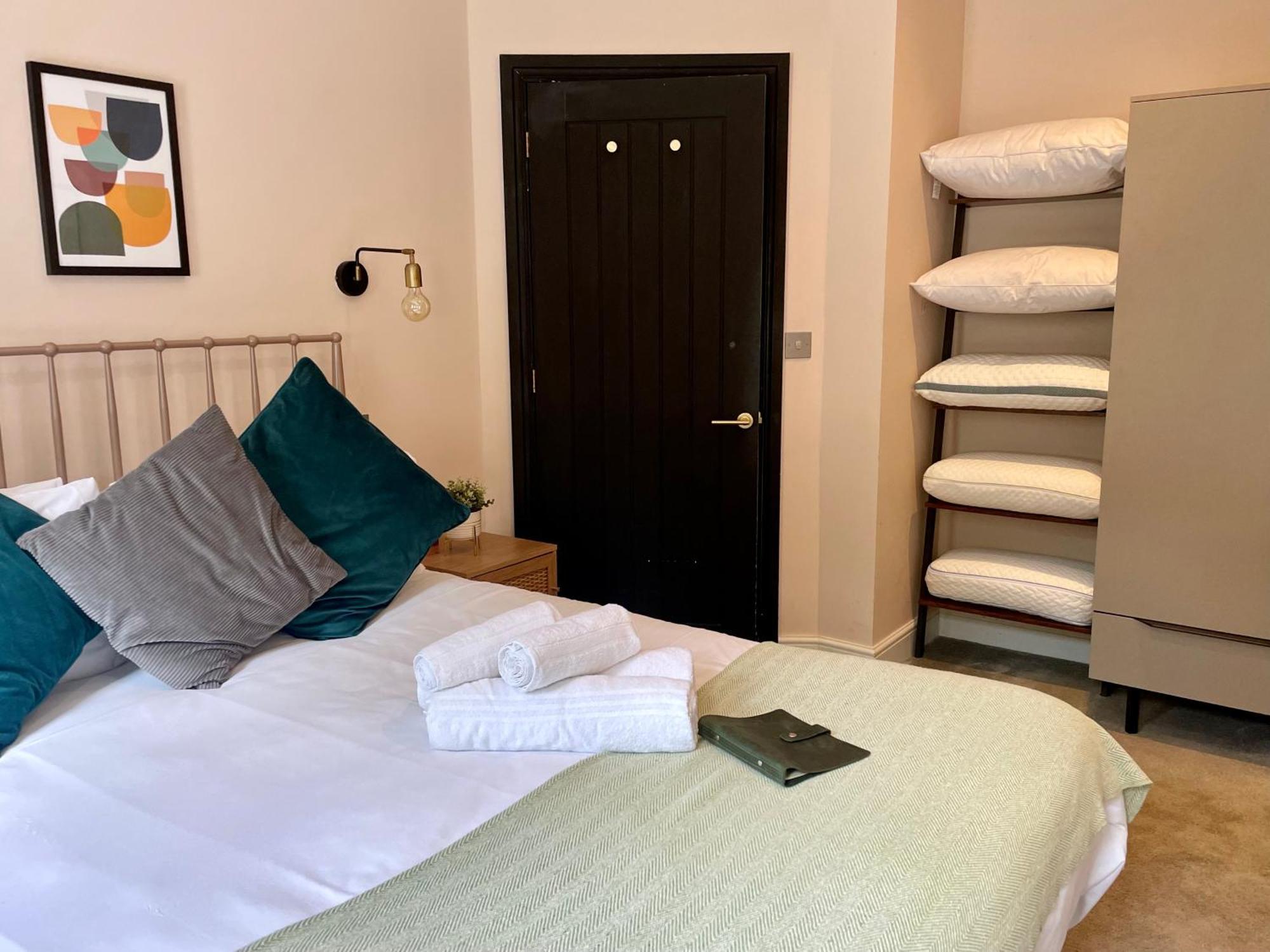 Pillow Menu! 1 Bed Garden Flat Finsbury Park Londres Exterior foto